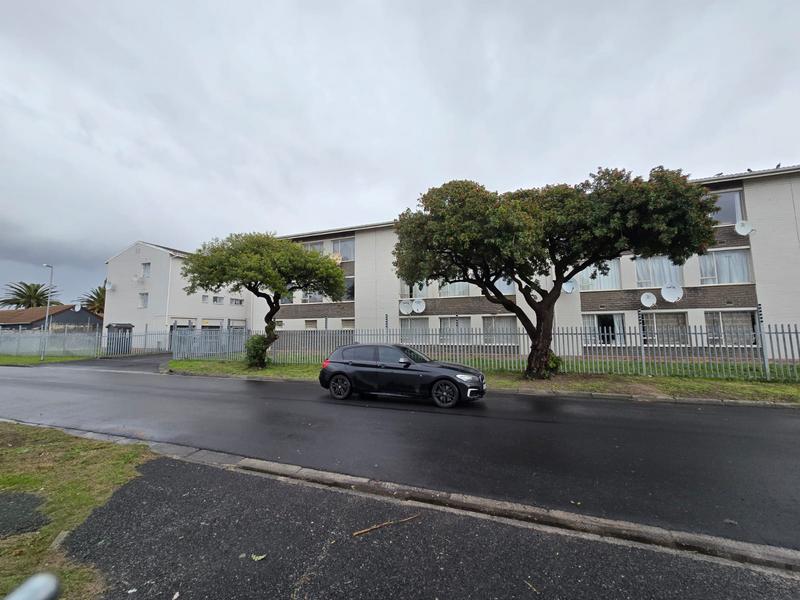 To Let 2 Bedroom Property for Rent in Thornton Western Cape